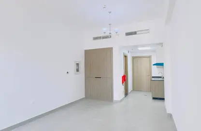 Apartment - 1 Bedroom - 1 Bathroom for rent in Al Warsan 4 - Al Warsan - Dubai