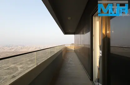 Apartment - 2 Bedrooms - 2 Bathrooms for sale in BLOOM TOWERS A - Bloom Towers - Jumeirah Village Circle - Dubai