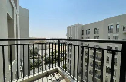 Apartment - 2 Bedrooms - 2 Bathrooms for rent in Hayat Boulevard-2A - Hayat Boulevard - Town Square - Dubai
