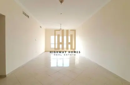 Apartment - 2 Bedrooms - 3 Bathrooms for rent in Muwaileh 3 Building - Muwaileh - Sharjah