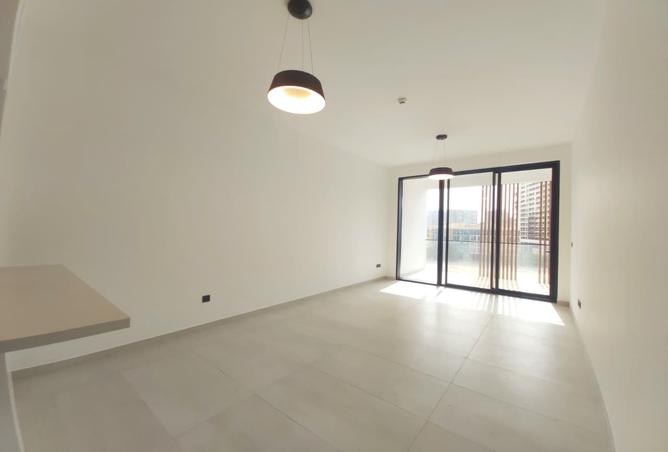 15258000 - Property Image 3