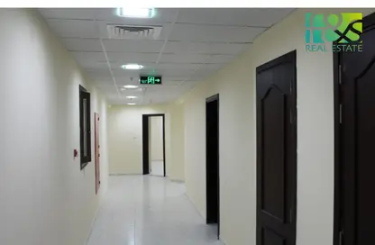 Apartment - 2 Bedrooms - 3 Bathrooms for rent in RAK Tower - Al Seer - Ras Al Khaimah