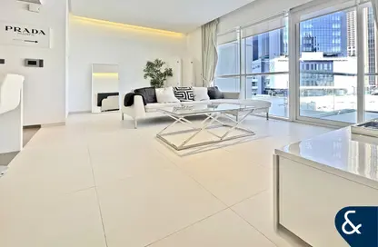 Apartment - 1 Bedroom - 2 Bathrooms for sale in West Avenue Tower - Dubai Marina - Dubai