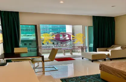 Apartment - Studio - 1 Bathroom for rent in The Cosmopolitan - Business Bay - Dubai