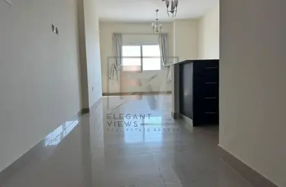 Apartment - 1 Bedroom - 2 Bathrooms for rent in Red Residency - Dubai Sports City - Dubai