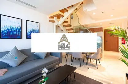 Apartment - 2 Bedrooms - 3 Bathrooms for sale in Oasis 1 - Oasis Residences - Masdar City - Abu Dhabi