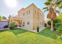 Villa - 4 bedrooms - 5 bathrooms for sale in Deema 1 - Deema - The Lakes - Dubai