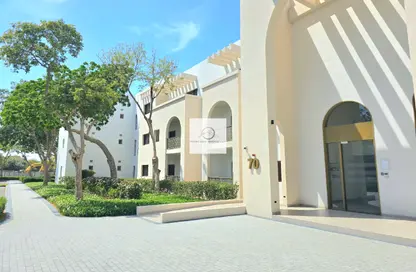 Apartment - 1 Bedroom - 2 Bathrooms for rent in The Gardens Buildings - The Gardens - Dubai