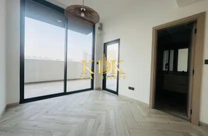 شقة - 2 غرف نوم - 3 حمامات للايجار في امباير ريزيدينس - قرية الجميرا سركل - دبي