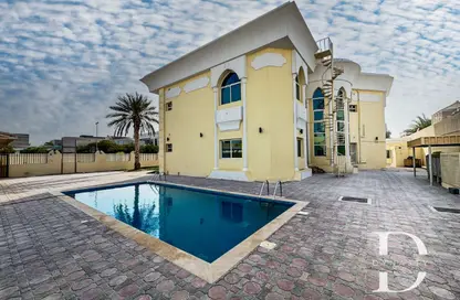 Villa - 7 Bedrooms - 7+ Bathrooms for rent in Al Manara - Dubai