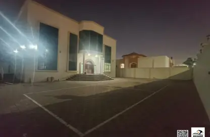 Villa - 5 Bedrooms - 4 Bathrooms for rent in Al Jurf 2 - Al Jurf - Ajman Downtown - Ajman