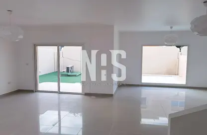 فيلا - 5 غرف نوم - 6 حمامات للبيع في طراز عربي - فيلات الريف - مشروع الريف - أبوظبي