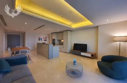 Living / Dining Room image for: Apartment - 2 Bedrooms - 2 Bathrooms for sale in The 8 - The Crescent - Palm Jumeirah - Dubai, Image 1