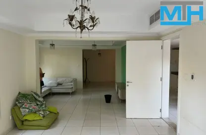 Villa - 3 Bedrooms - 4 Bathrooms for rent in Springs 4 - The Springs - Dubai