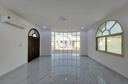 Empty Room image for: Villa for rent in Al Barsha 3 Villas - Al Barsha 3 - Al Barsha - Dubai, Image 1