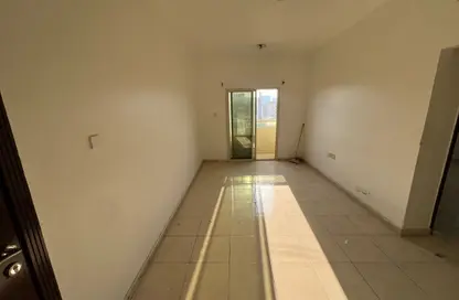 Apartment - 1 Bedroom - 2 Bathrooms for rent in Al Rashidiya Towers - Ajman Downtown - Ajman