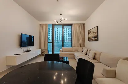 Apartment - 2 Bedrooms - 3 Bathrooms for rent in Downtown Views - Zabeel 2 - Zabeel - Dubai