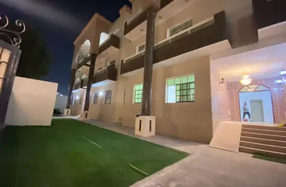 Apartment - 2 Bedrooms - 2 Bathrooms for rent in Shakhbout City - Abu Dhabi