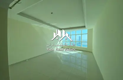 Apartment - 3 Bedrooms - 3 Bathrooms for rent in Al Mamzar - Al Mamzar - Sharjah - Sharjah
