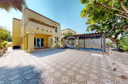 Villa - 3 Bedrooms - 5 Bathrooms for rent in Heritage - Jumeirah Park - Dubai