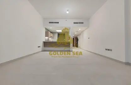 Apartment - Studio - 1 Bathroom for rent in Al Dhabi Building - Airport Road - Abu Dhabi
