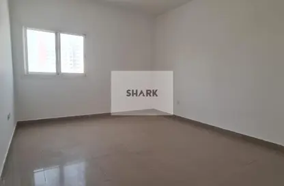 Apartment - 2 Bedrooms - 3 Bathrooms for rent in Al Rumailah building - Al Rumailah 2 - Al Rumaila - Ajman