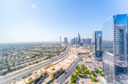 Emirates living and lake view|fitted ofc