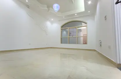 Apartment - Studio - 1 Bathroom for rent in Mohamed Bin Zayed Centre - Mohamed Bin Zayed City - Abu Dhabi