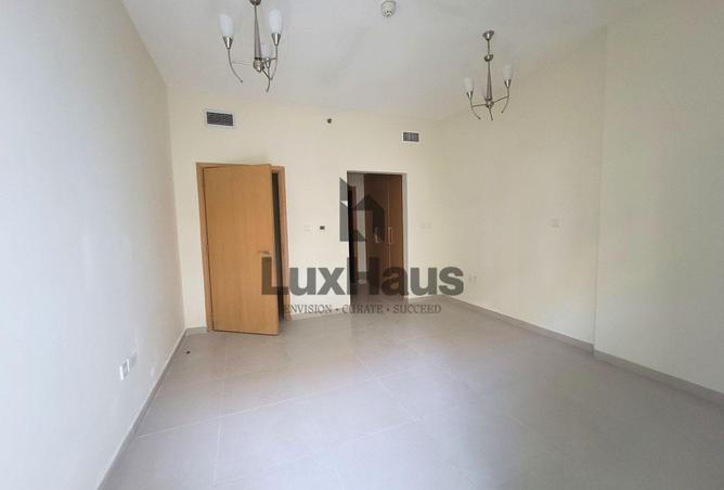 15895401 - صورة العقار 2