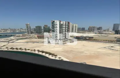 Apartment - 2 Bedrooms - 2 Bathrooms for sale in Marina Bay by DAMAC - Najmat Abu Dhabi - Al Reem Island - Abu Dhabi