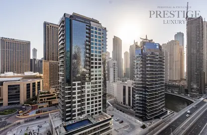 Outdoor Building image for: Apartment - 1 Bedroom - 2 Bathrooms for rent in Marina View Tower A - Marina View - Dubai Marina - Dubai, Image 1