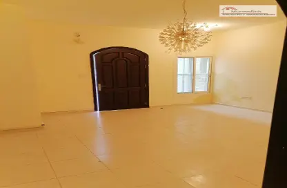 Empty Room image for: Apartment - 1 Bedroom - 1 Bathroom for rent in Al Saada Tower - Muroor Area - Abu Dhabi, Image 1