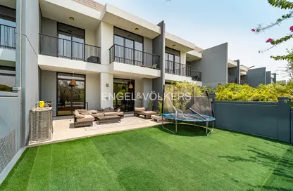Townhouse - 3 Bedrooms - 5 Bathrooms for rent in Casa Flores - Green Community Motor City - Motor City - Dubai
