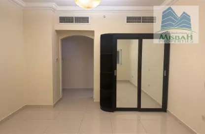 Empty Room image for: Apartment - 2 Bedrooms - 3 Bathrooms for rent in Lulu Building - Al Barsha 1 - Al Barsha - Dubai, Image 1