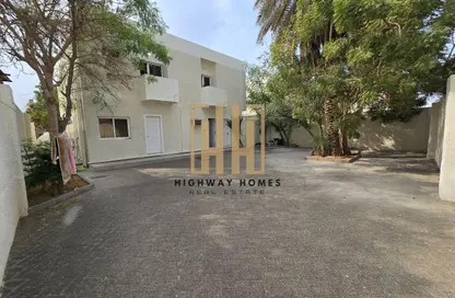 فيلا - 3 غرف نوم - 4 حمامات للايجار في الحزانة - ضاحية الرقة - الشارقة