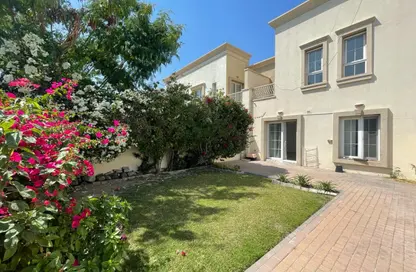 Villa - 2 Bedrooms - 3 Bathrooms for rent in Springs 10 - The Springs - Dubai