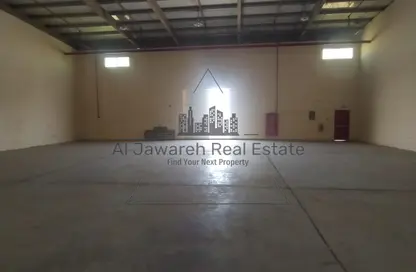مستودع - استوديو - 1 حمام للايجار في منطقة الإمارات الصناعية الحديثة - أم القيوين