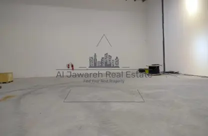 Warehouse - Studio - 1 Bathroom for rent in Umm Al Thuoob - Umm Al Quwain