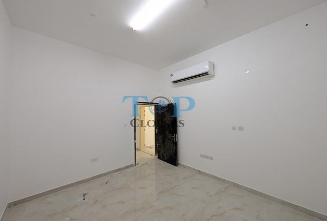 14051572 - Property Image 2