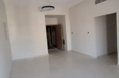 شقة - 3 غرف نوم - 3 حمامات للايجار في الجرف 2 - الجرف - عجمان وسط المدينة - عجمان