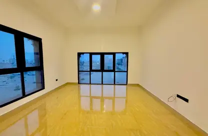 Apartment - 1 Bedroom - 1 Bathroom for rent in Shakhbout City - Abu Dhabi