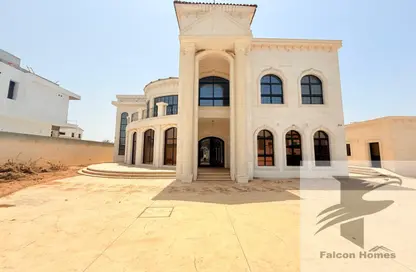 Villa - 5 Bedrooms - 7 Bathrooms for rent in Nad Al Sheba 4 - Nad Al Sheba - Dubai