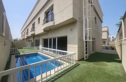 Compound - 5 Bedrooms - 5 Bathrooms for rent in Jumeirah - Dubai