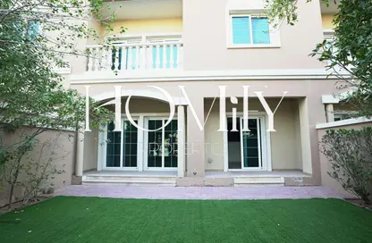 شقة - 2 غرف نوم - 4 حمامات للايجار في نخيل تاونهاوس - الضاحية 12 - قرية جميرا الدائرية - دبي