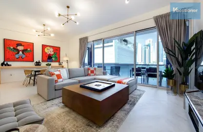 Living Room image for: Apartment - 2 Bedrooms - 2 Bathrooms for rent in Azure - Dubai Marina - Dubai, Image 1