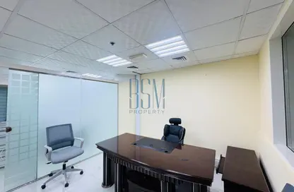 Office Space - Studio - 1 Bathroom for rent in Le Solarium - Dubai Silicon Oasis - Dubai
