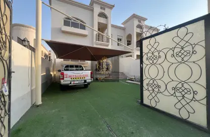 Villa - 4 Bedrooms - 6 Bathrooms for rent in Mohamed Bin Zayed City - Abu Dhabi