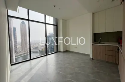 Apartment - 1 Bedroom - 1 Bathroom for sale in Peninsula One - Peninsula - Business Bay - Dubai