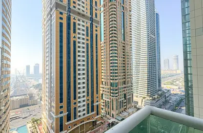 Apartment - 1 Bedroom - 2 Bathrooms for sale in Marina Pinnacle - Dubai Marina - Dubai