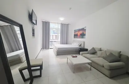 Apartment - Studio - 1 Bathroom for rent in Kensington Manor - Jumeirah Village Circle - Dubai